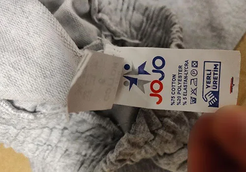Pantaloni sportivi per bambini — foto 3 dell'alert A12/01766/22