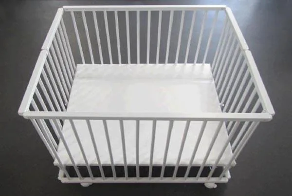 Box di gioco «Parc Pliant HUGO (Folding playpen Hugo)» (AMAL II / BABIES'R'US)