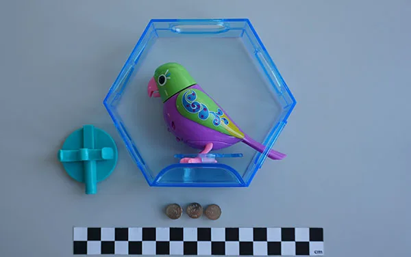 Giocattolo di plastica «Parrot Birds» — foto 3 dell'alert A12/01644/21
