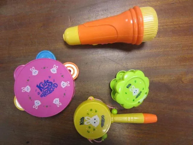 Strumenti musicali giocattolo «Party Band - Kids World» (Perez y Rincon)