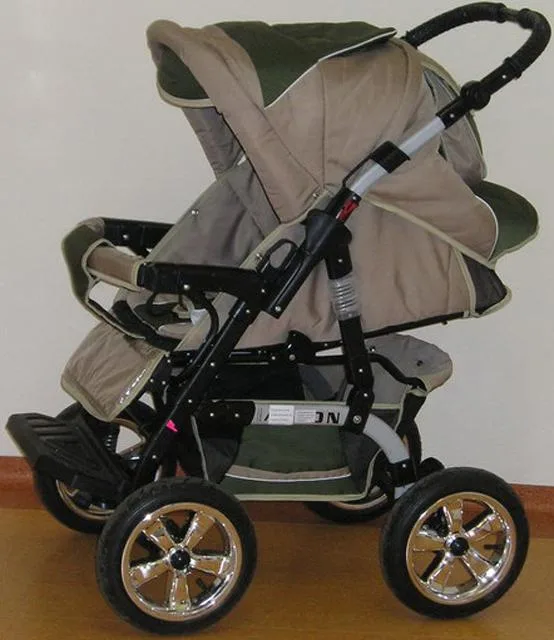 Passeggino – Aston (Adbor)