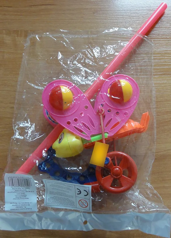 Giocattolo push-along «Pchanka motyl»