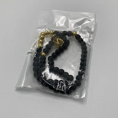 Braccialetto «Pearl bracelet w/ crown charm» — foto 1 dell'alert INFO/00016/25