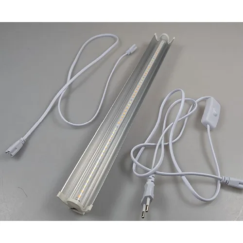 Crescere la luce «Pflanzenlampe LED» — foto 4 dell'alert SR/01942/25