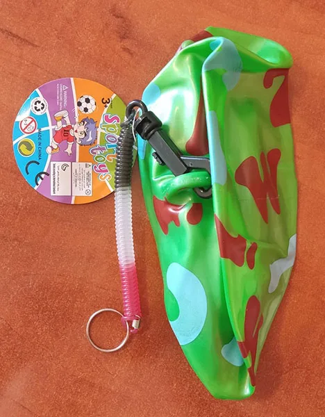 Palla di plastica «PILKA 23CM NA SPREZYNIE» (BIGTOYS)
