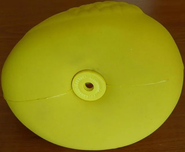 Giocattolo di spremere «Piskaci kacenka- Squeaky duck» (Unknown)