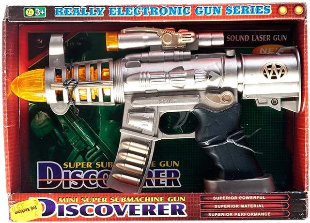 Pistola elettronica giocattolo "Really Electronic Gun Series" (Discoverer)