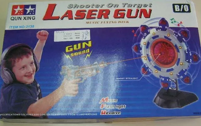 Pistola laser giocattolo con bersaglio – Sparatutto su Target Laser Gun (Qun Xing)