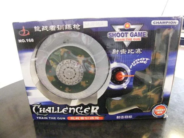 Pistola laser giocattolo – Spara gioco addestrare la pistola — foto 2 dell'alert 1133/09