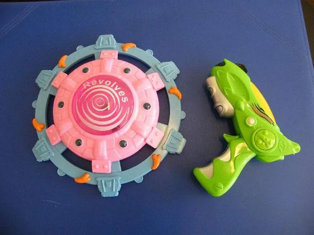Pistola laser – Gioco del Fuoco – Rivolve — foto 2 dell'alert 1127/09