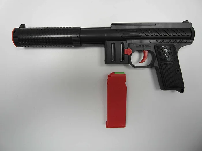 Pistola giocattolo «Pistolet avec chargeur» — foto 5 dell'alert A12/01789/20