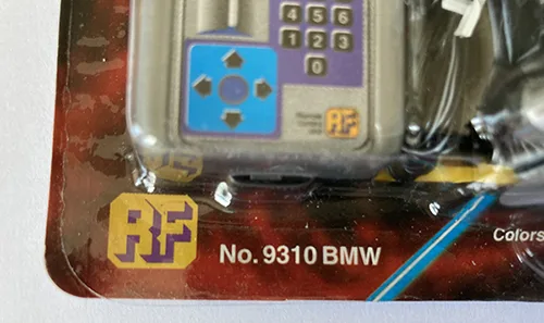 Robot giocattolo «Planet Roboguard» — foto 3 dell'alert A12/01800/21