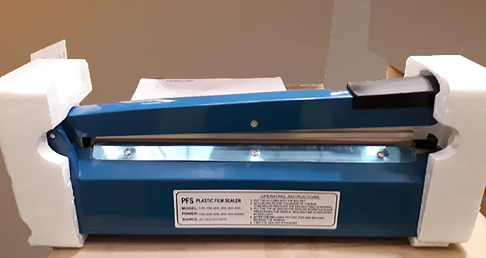Macchina di sigillatura di plastica manuale «Plastic Sealing Machine» — foto 3 dell'alert A12/01423/20