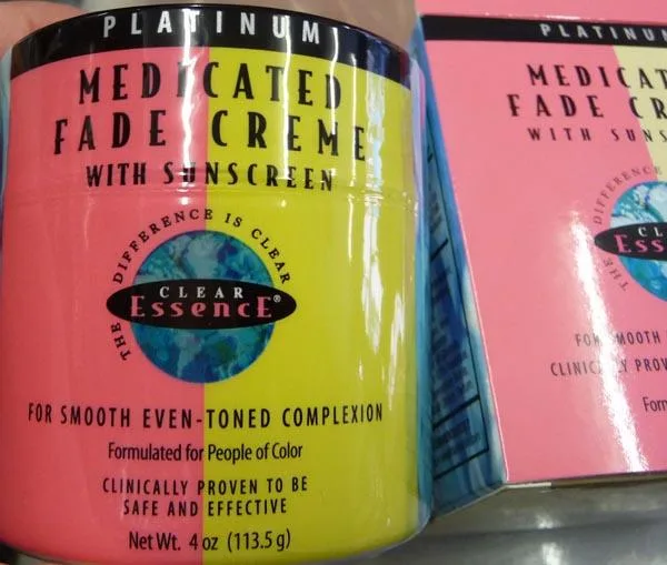 Prodotto schiarinte per la pelle «Platinum - Medicated Fade Creme with Sunscreen» (Clear Essence)