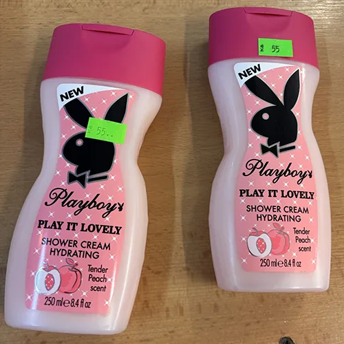 Crema doccia «PLAY IT LOVELY» — foto 3 dell'alert SR/04314/25