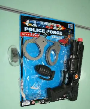 Play set della polizia giocattolo – "Forza della polizia" — foto 2 dell'alert 0686/08