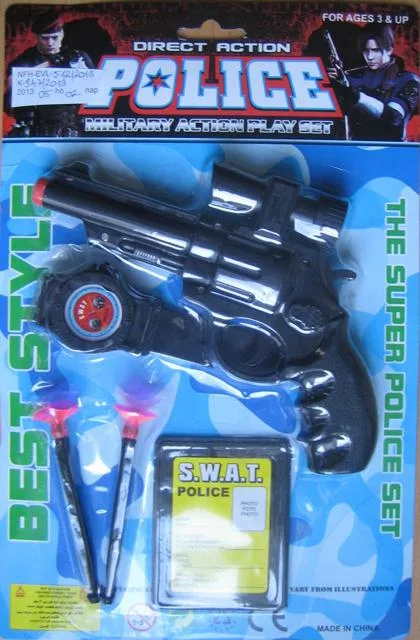Set di armi giocattolo «Police military action play set» — foto 2 dell'alert A12/1344/13