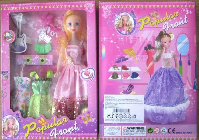 Bambola in plastica con accessori «Popular Front» (Unknown)