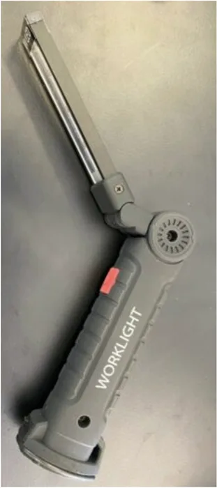 Lampada UV portatile «Portable Multifunctional LED Germicidal Light» — foto 1 dell'alert A12/01631/20