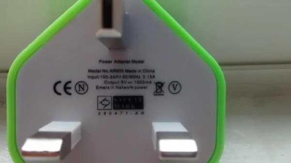 Adattatore AC/DC «Power Adapter Model» — foto 2 dell'alert A12/0029/15
