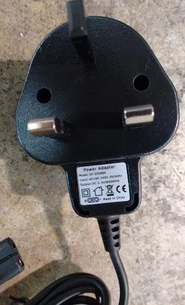 Alimentazione elettrica «Power Adapter» — foto 2 dell'alert A12/0114/17