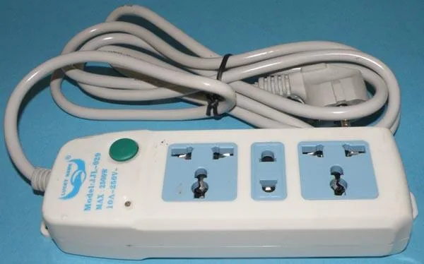 Cavo di estensione della rete «Power Adaptor» — foto 2 dell'alert A12/1302/15