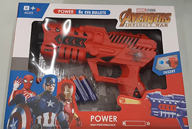 Set di pistola giocattolo con proiettili «POWER Avengers Infinity wars»