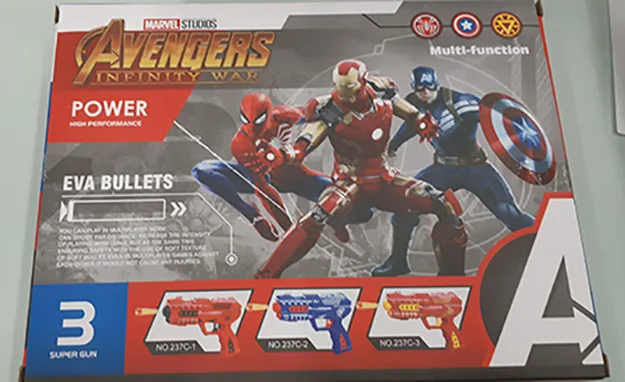 Set di pistola giocattolo con proiettili «POWER Avengers Infinity wars» — foto 3 dell'alert A12/00036/23
