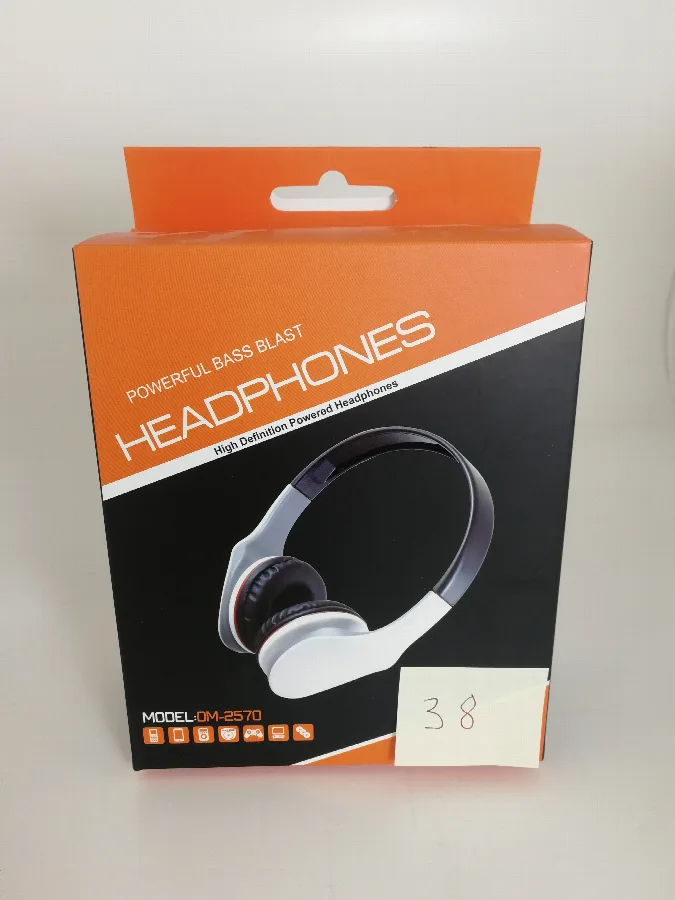 Cuffie «Powerful bass blast headphones» — foto 1 dell'alert A12/01851/21