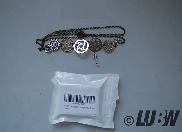 Collana e orecchini set «PPX 3 Stück Halskette und Ohrschmuck Retro Steampunk Uhrenteile Borduhrgänge Rädchen Ohr…» — foto 2 dell'alert INFO/00067/22