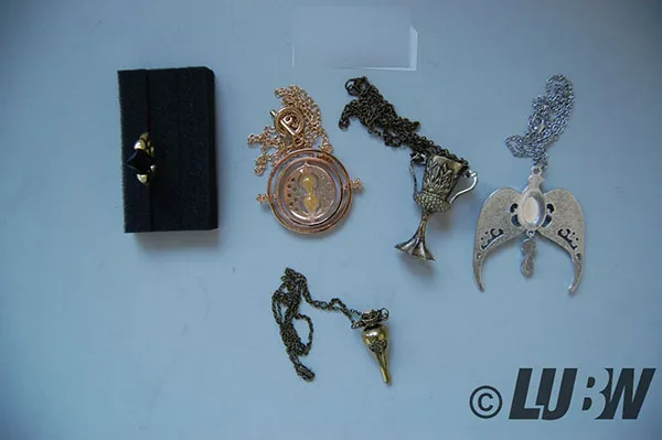 Collana con ciondolo «PPX 9 Stücke Zeitumkehrer Heiligtümer des Todes Goldenen Schnatz Halskette Zauberstein A…» (PPX)
