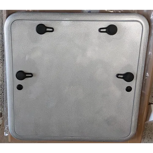 Portello per moto d'acqua «Prefabricated raw aluminum hatch» (Plastimo)