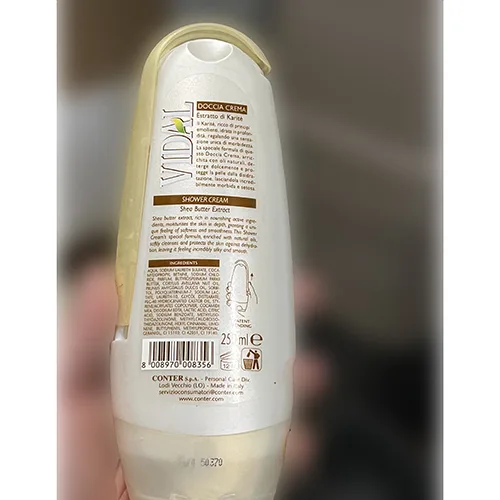 Crema doccia «Premium extra idratante» — foto 2 dell'alert A12/01814/24