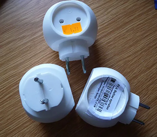 Presa Multiplug — foto 1 dell'alert A12/01654/21