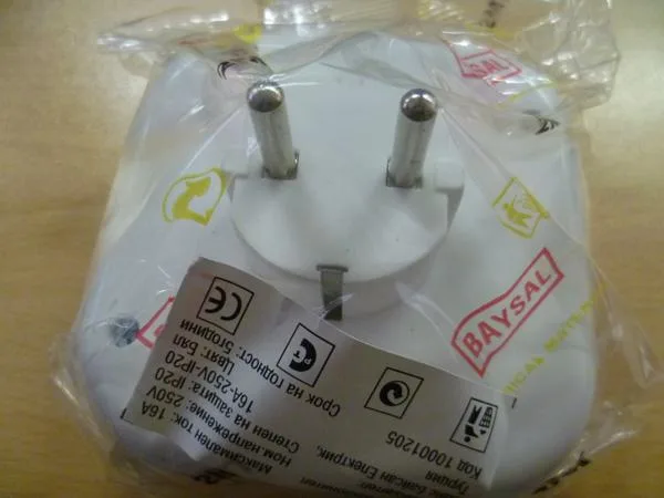 Presa multiplug — foto 3 dell'alert A12/1345/19