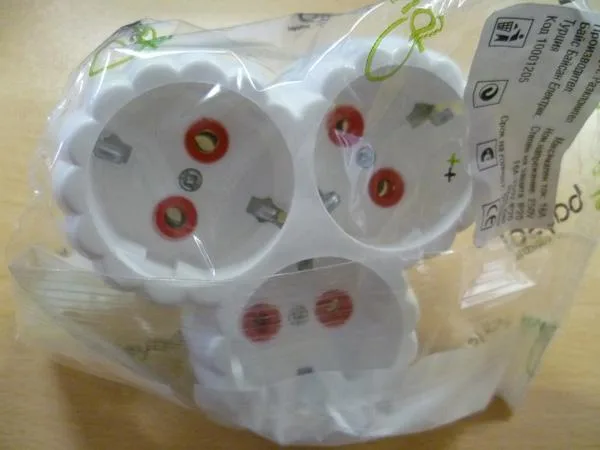 Presa multiplug (BAYSAL)