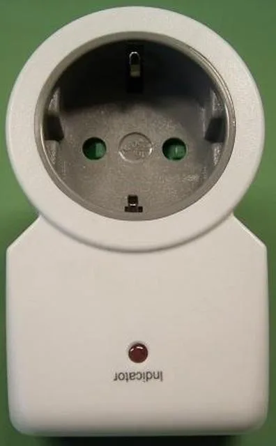 Presa telecomandata "Remote Power Socket Star (Goobay)