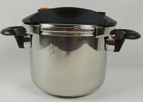 Pentola a pressione «Pressure cooker TORO Victoria 6L» — foto 2 dell'alert A12/01035/21