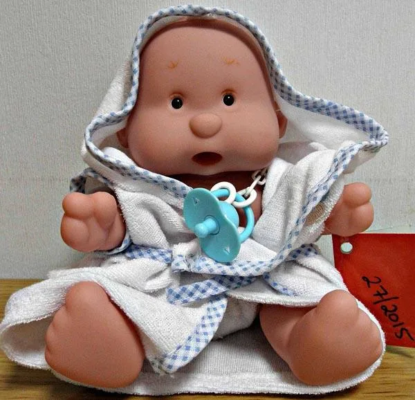 Bambola di plastica «Pretty Baby» (OM)