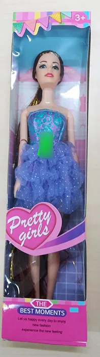 Bambola di plastica «Pretty Girls THE BEST MOMENTS»