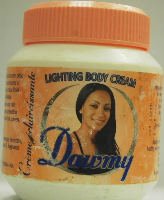 Prodotto schiarimento della pelle "Lighting Body Cream" (Crè) — foto 1 dell'alert 0152/12
