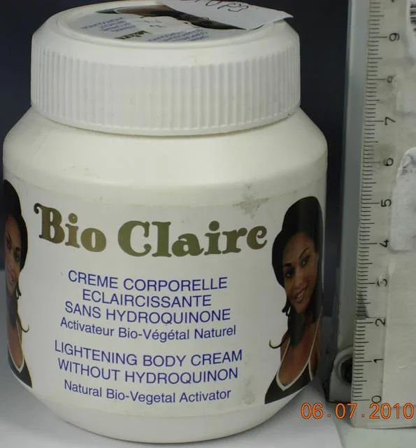 Prodotto schiaritore della pelle – Crema corpo illuminante (Bio Claire)
