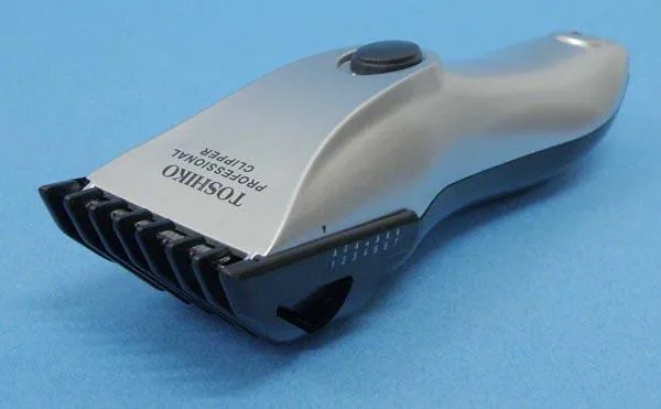 Tagliacapelli «Professional Clipper (on the product), Rechargeable Professional Hair Clipper (on the pa…» — foto 3 dell'alert A12/0634/15