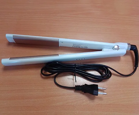 Raddrizzatrice per capelli «Professional Hair Straightener» — foto 2 dell'alert A12/01437/21