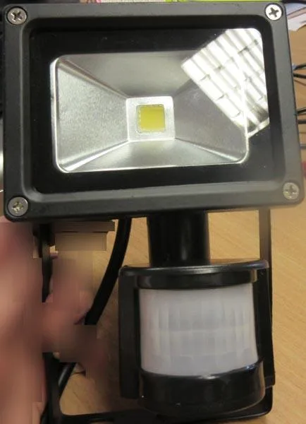 Proiettore a LED — foto 2 dell'alert A11/0111/16