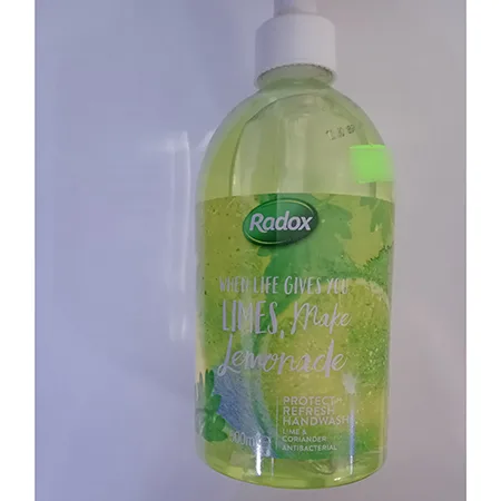 Sapone liquido per le mani «PROTECT + REFRESH HANDWASH LIME & CORIANDER ANTIBACTERIAL» — foto 2 dell'alert A12/01092/24