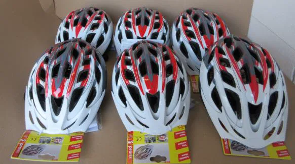 Helmet «Protective helmet for cyclists» — foto 1 dell'alert A12/00601/22