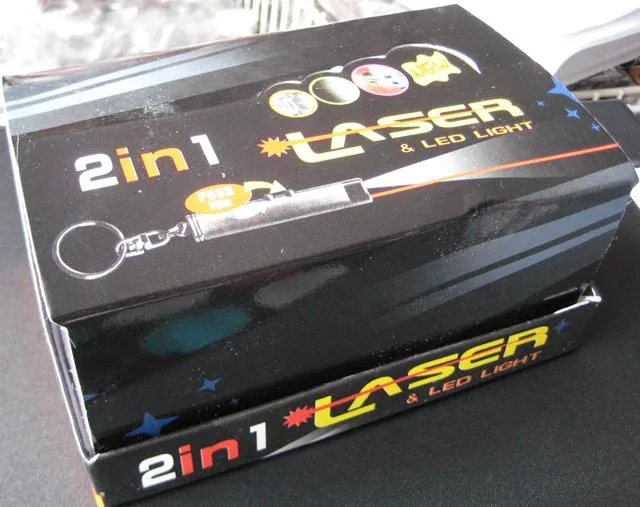 Puntatore laser "Key-ring 2 in Laser & Led Light" — foto 2 dell'alert A12/0849/12