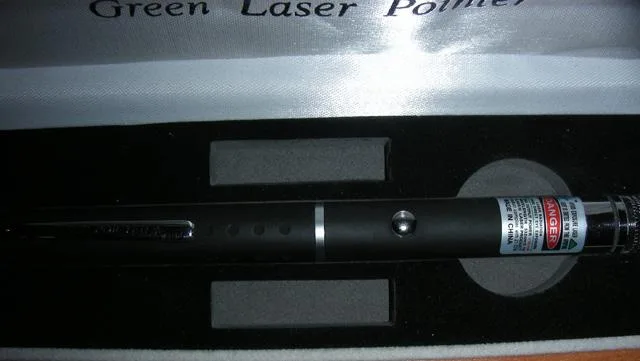 Puntatore laser — foto 2 dell'alert A12/1968/13