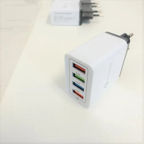 Caricabatterie USB «Quick Charge 3.0» — foto 3 dell'alert A12/00848/24